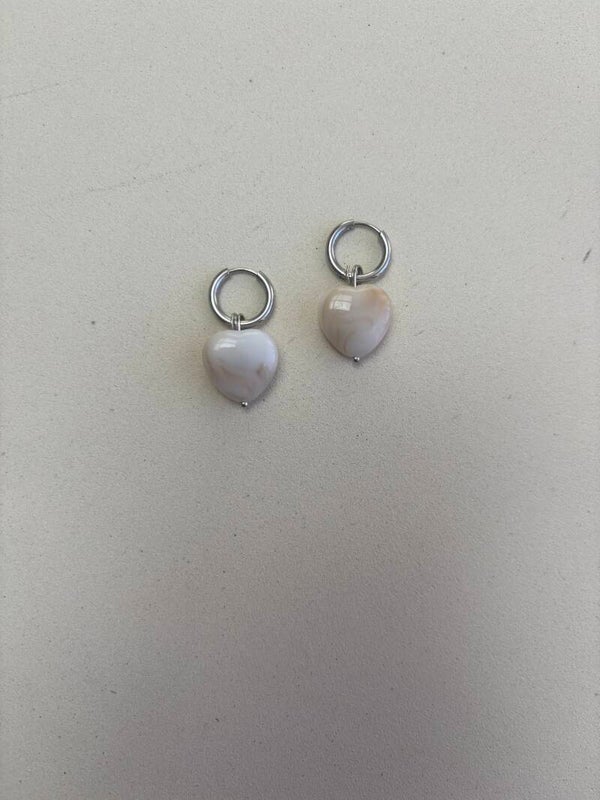 Mollie oorbellen beige