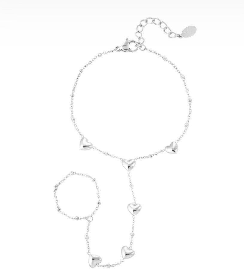 Love me hand chain zilver