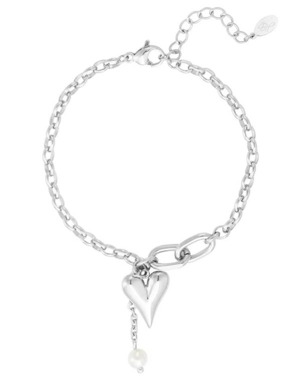 Lovely hearts armband zilver