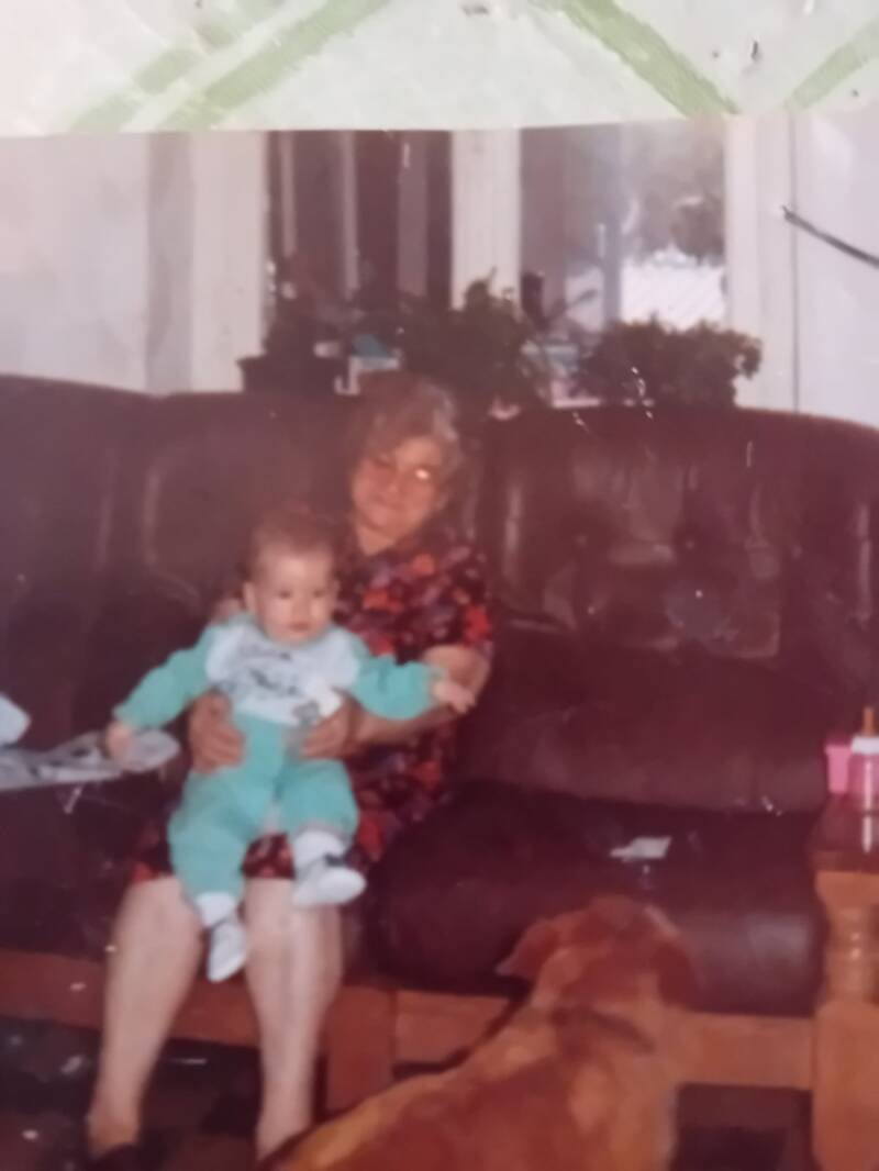 Moi et nona et phanie le premier chien