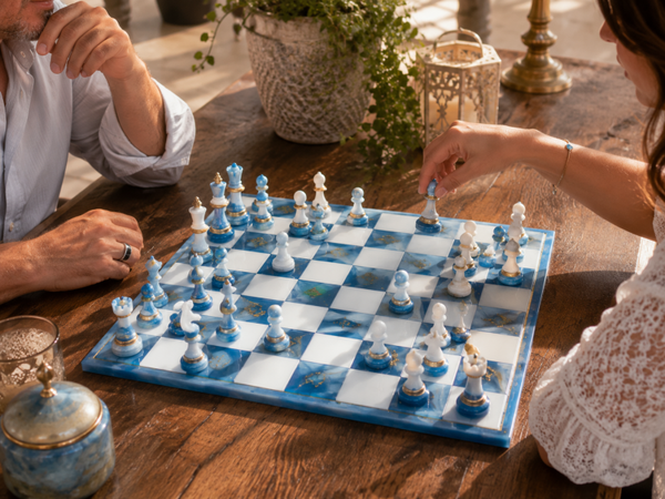 🧩 Échiquier en Résine Époxy – Élégance et Originalité sur Mesure Fait main