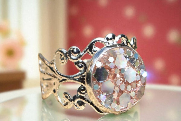 💍 Bague Réglable en Alliage & Résine Époxy – Artisanale et Unique 💍