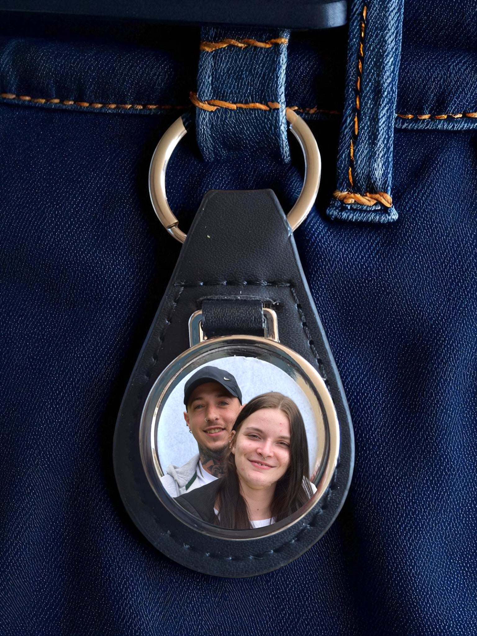 🔑✨ Porte-clés personnalisé en simili cuir et résine