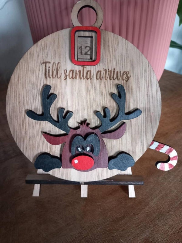 Houten aftel kerstbal tot Kerst.