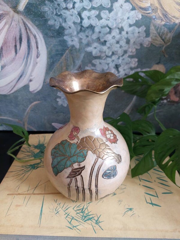 Vaasje emaille op messing floral