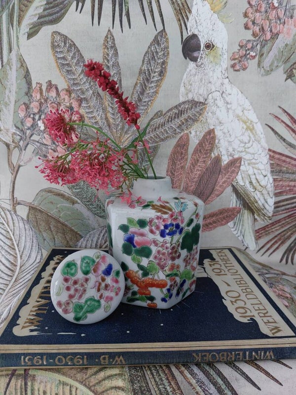 Deksel vaas bessentakken&floral