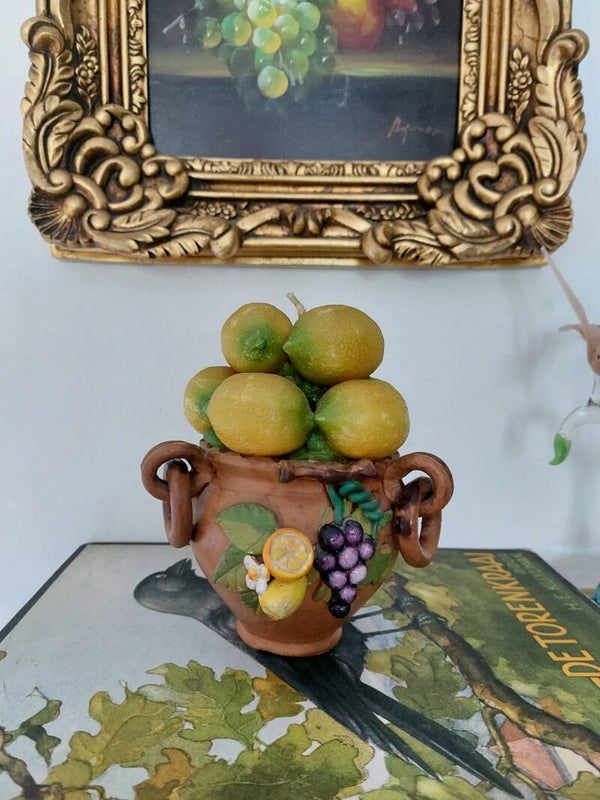 Citroen kaars in terracotta pot Italy