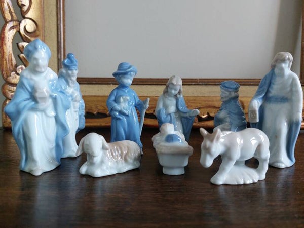 9 delig porseleinen blue&white kerst figuren
