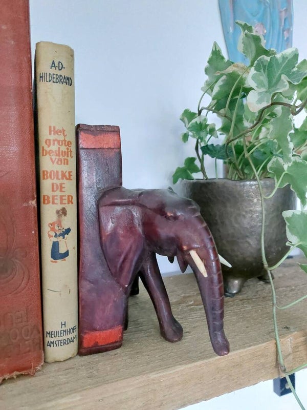 Boekensteunen olifant