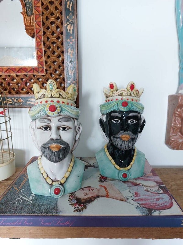 Moorse hoofden mannen