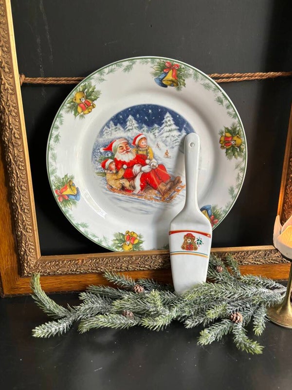 Taartschaal met taartschep