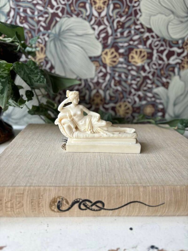 Alvast beeldje Paulina Bonaparte