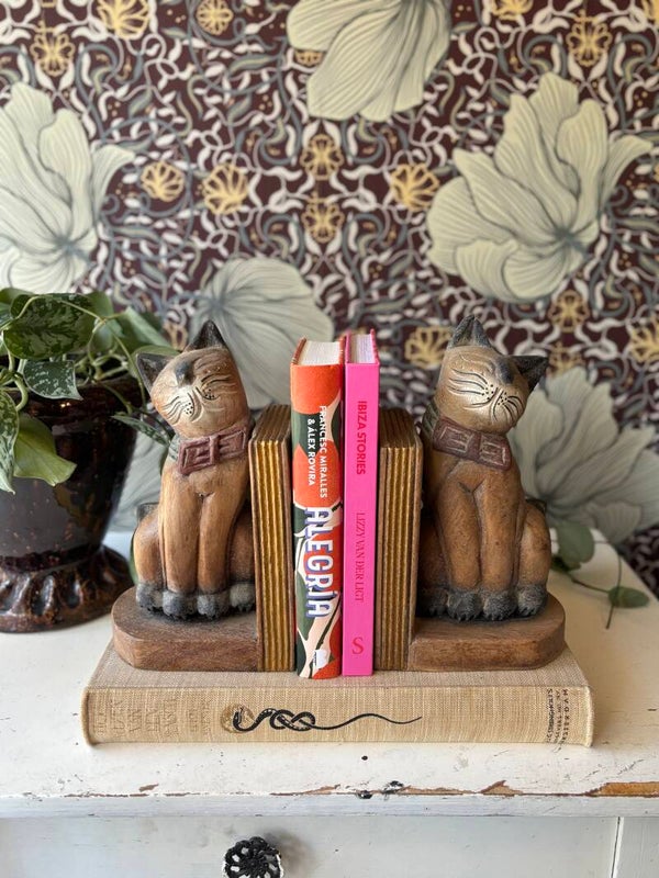 Poezen boekensteunen