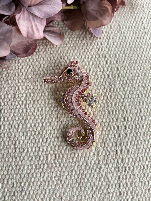 Broche zeepaardje roze