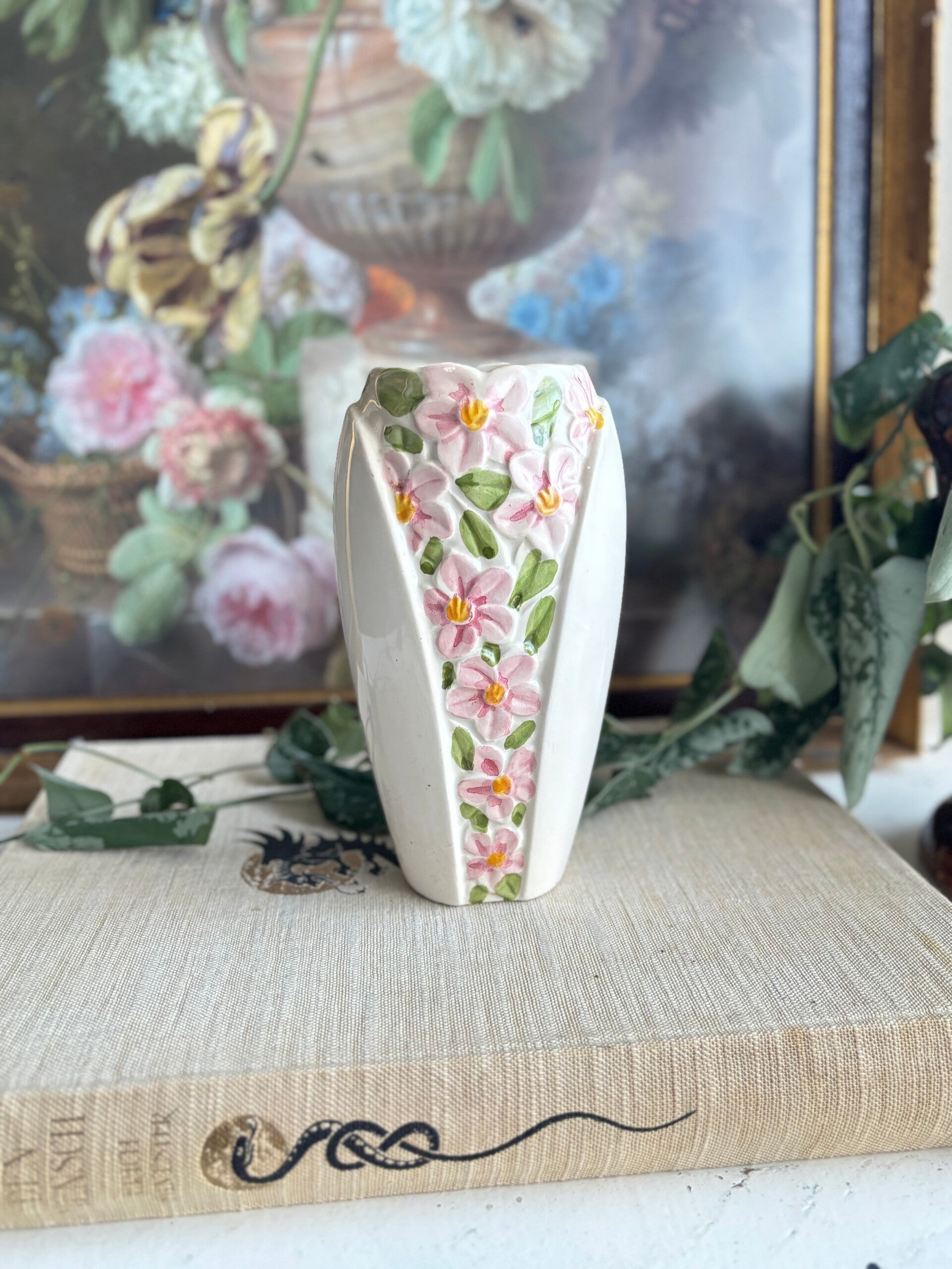 Vaasje barbotine bloemen