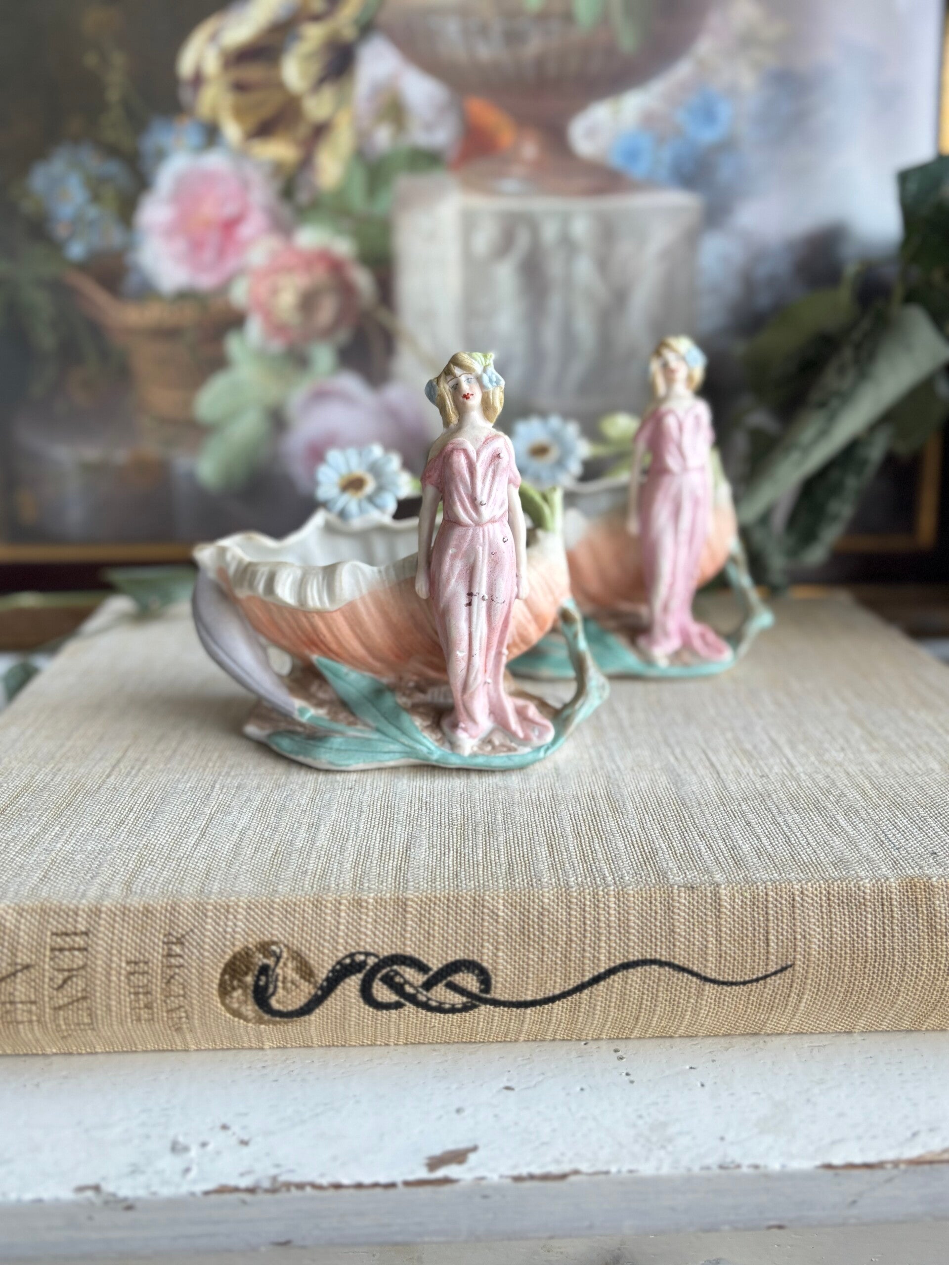 Bisquit elf jardiniere