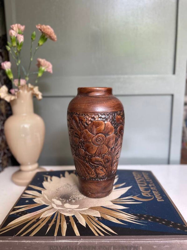 SALE Vaas bruin aardewerk