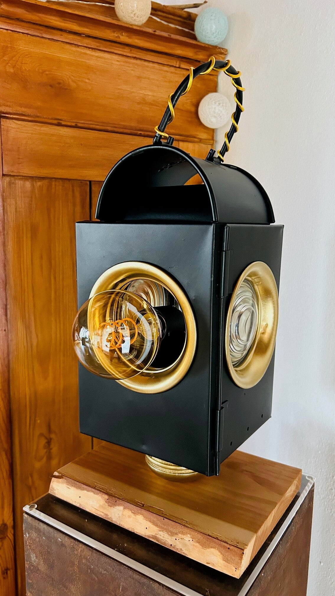 Tischlampe (alte Locher Lampe)