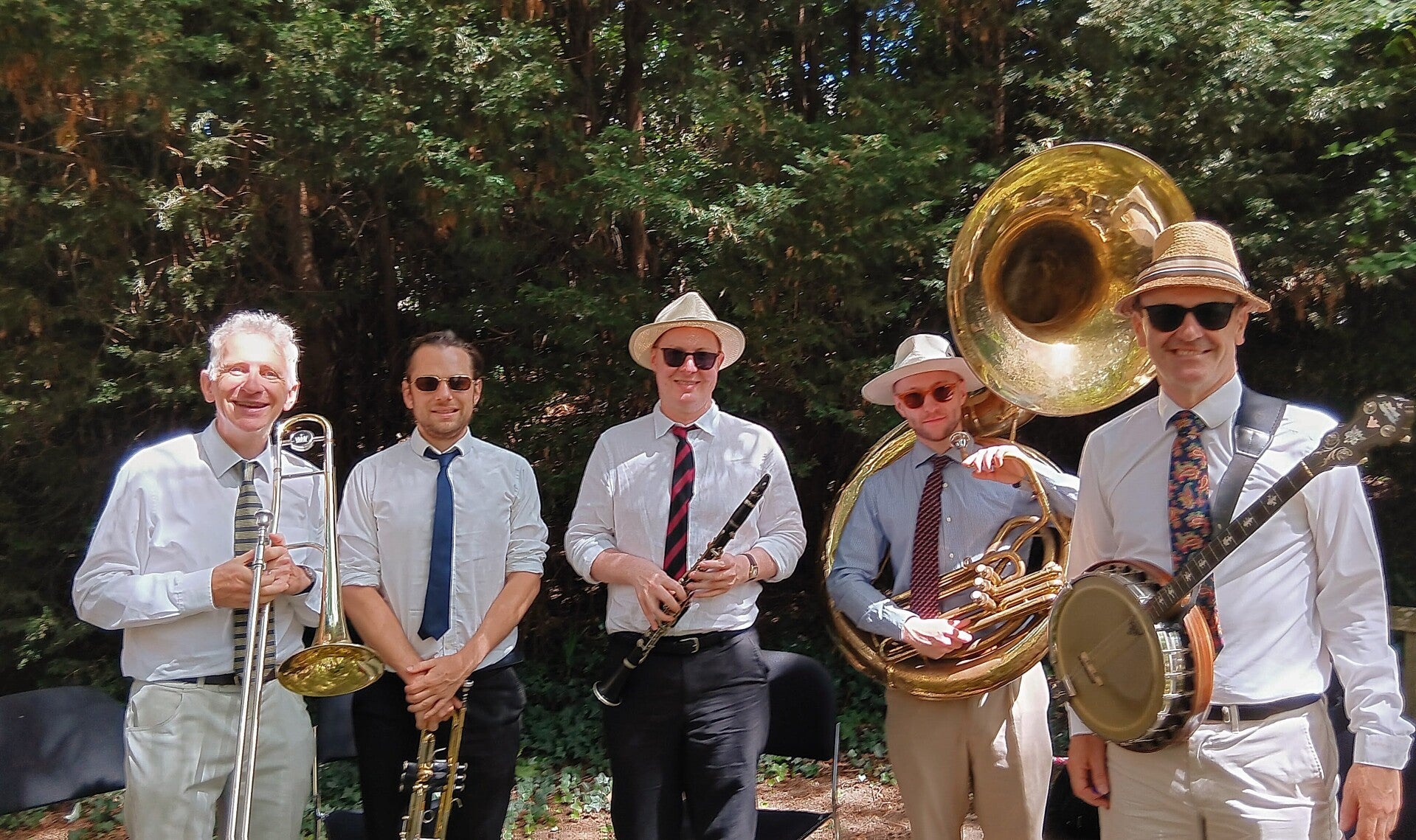 Trumpet, trombone, clarinet, banjo and sousaphone