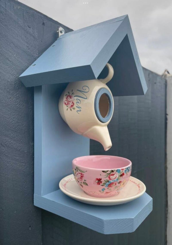 Nan teapot set garden feature bird feeder
