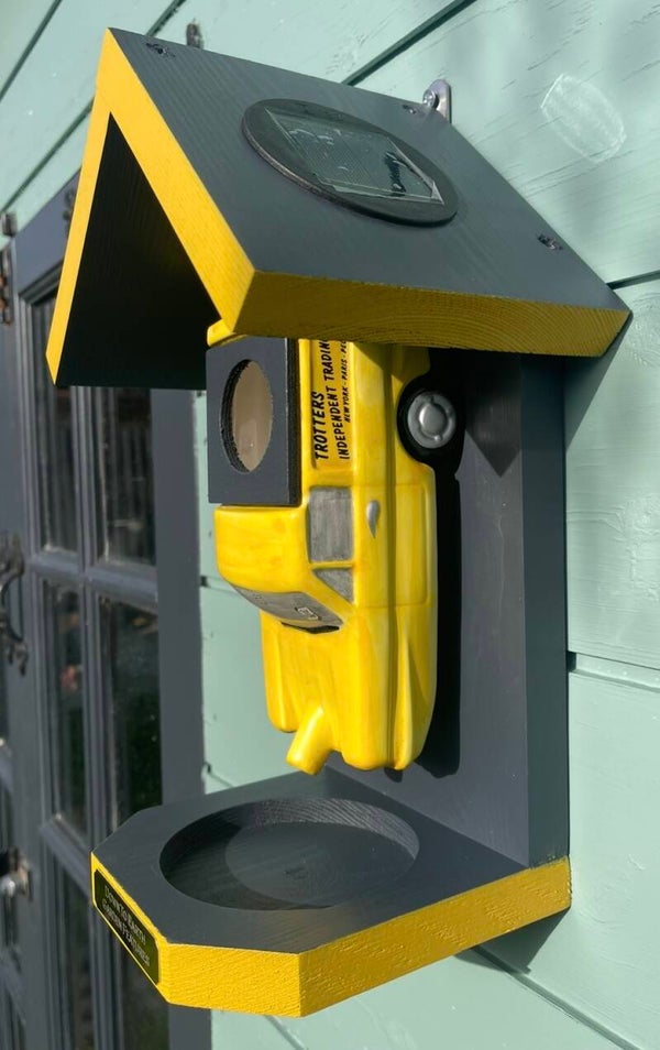 Only Fools and Horses reliant robin teapot garden feature bird feeder with SOLAR light