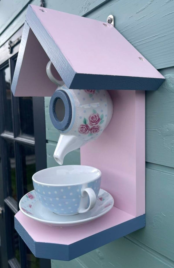 Pretty pink floral teapot set garden feature bird feeder