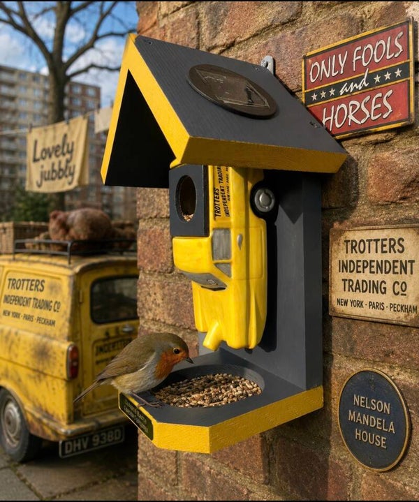 Only Fools & Horses Trotters Independent Traders van teapot