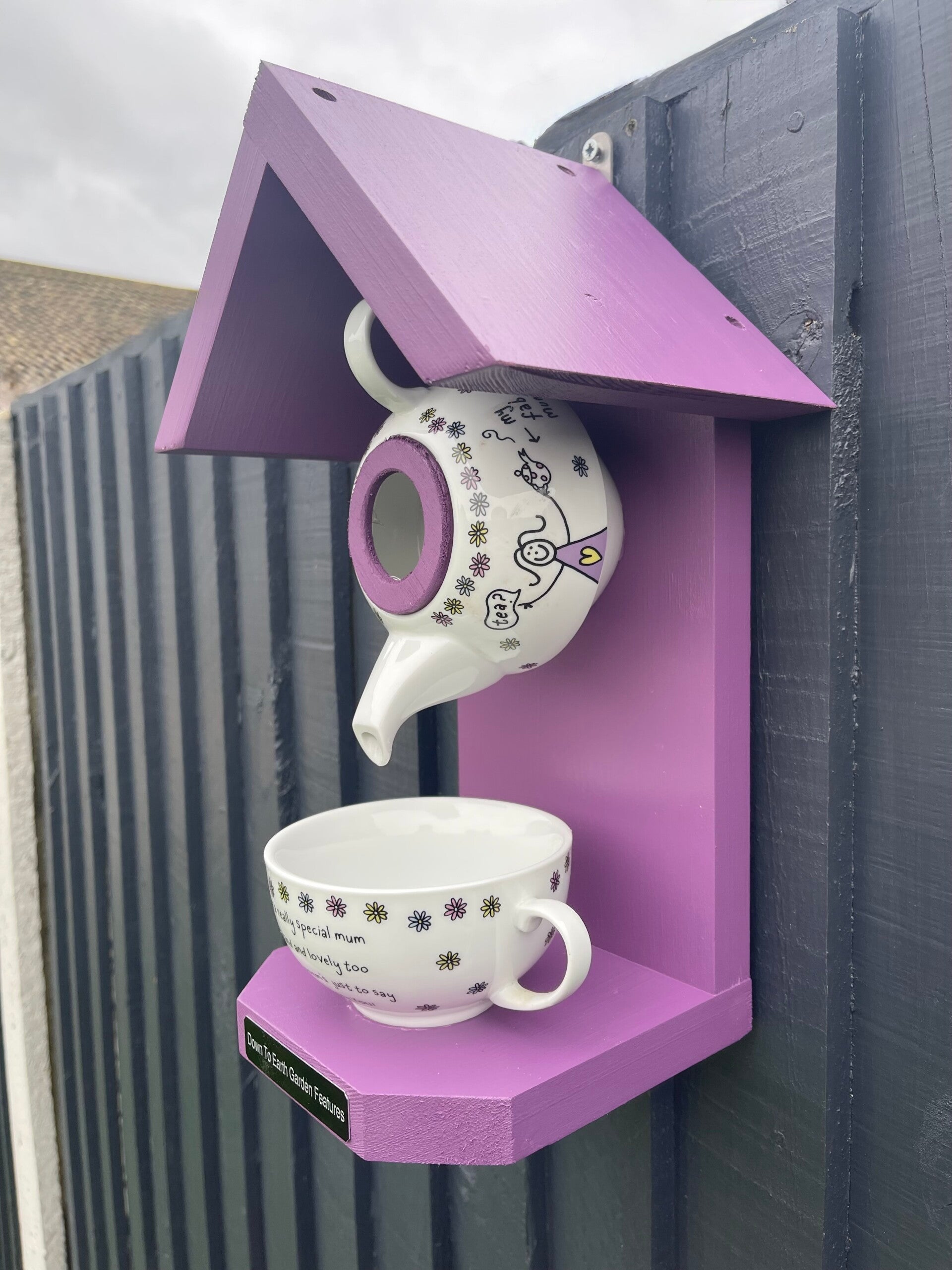 Fab mum teapot set garden feature bird feeder