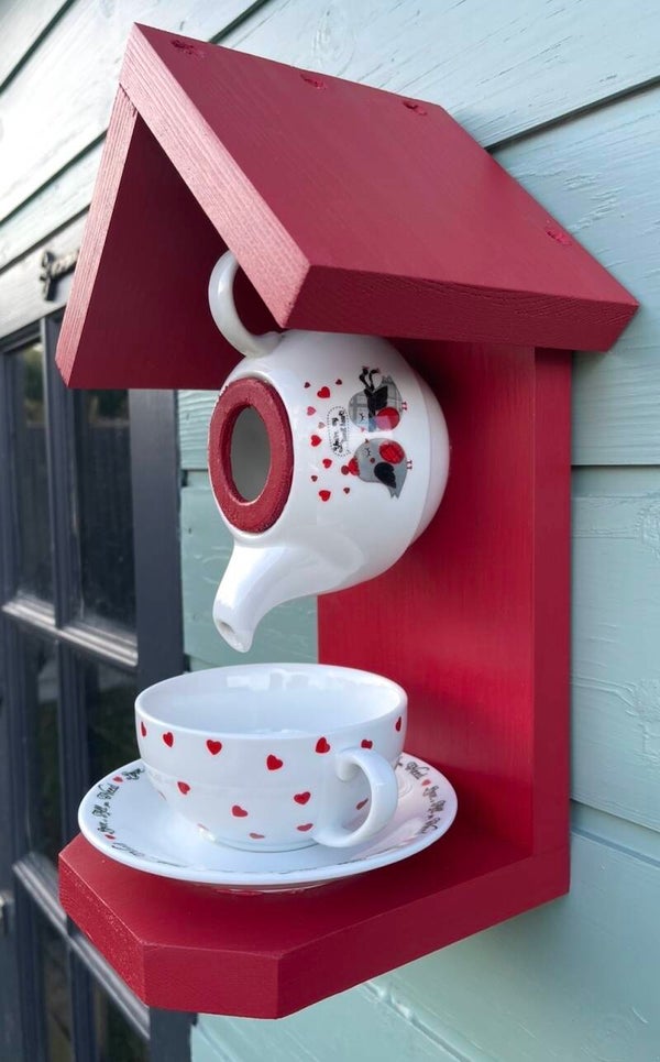 All you need is love teapot Set garden feature bird feeder