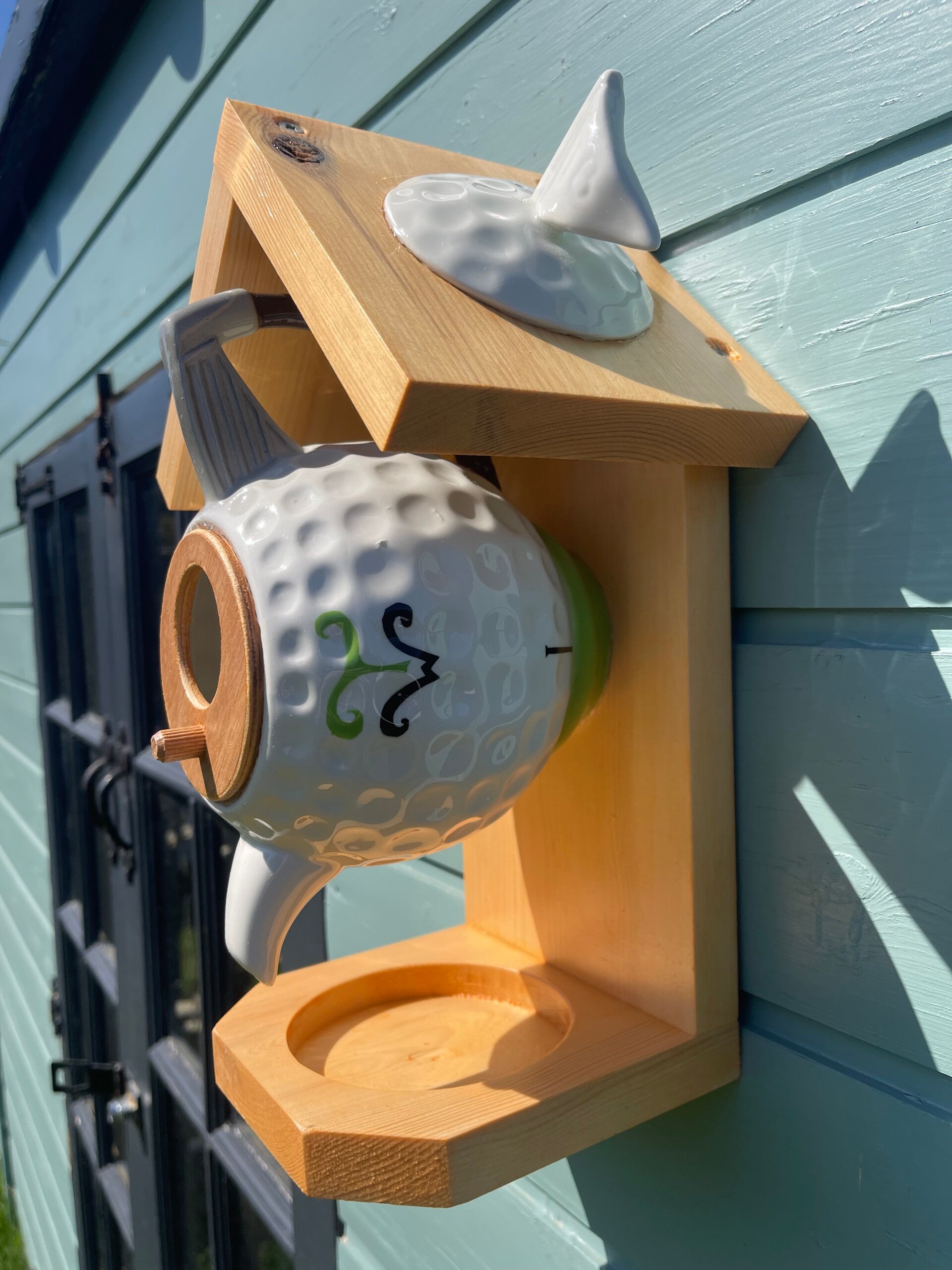 Golf themed teapot bird house / bird feeder