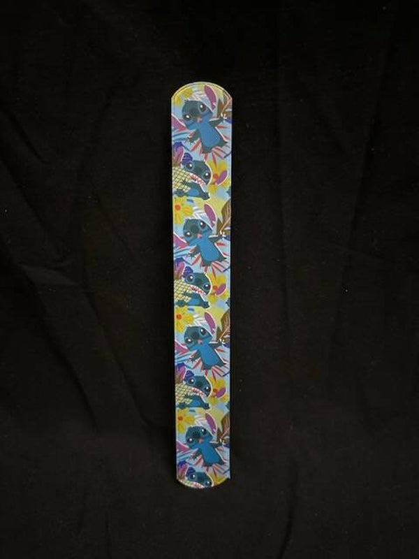 Bracelet à claquer Stitch