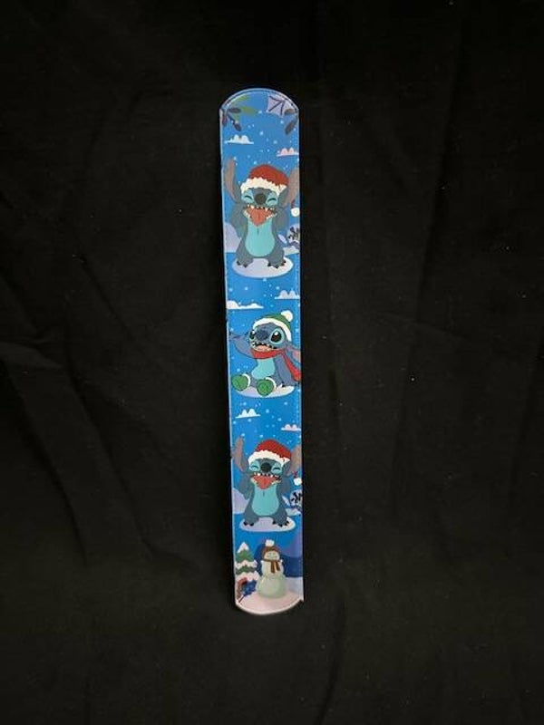 Bracelet à claquer Stitch