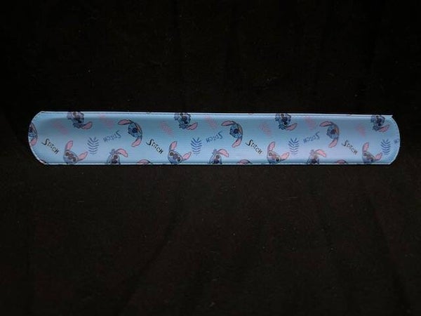 Bracelet à claquer Stitch