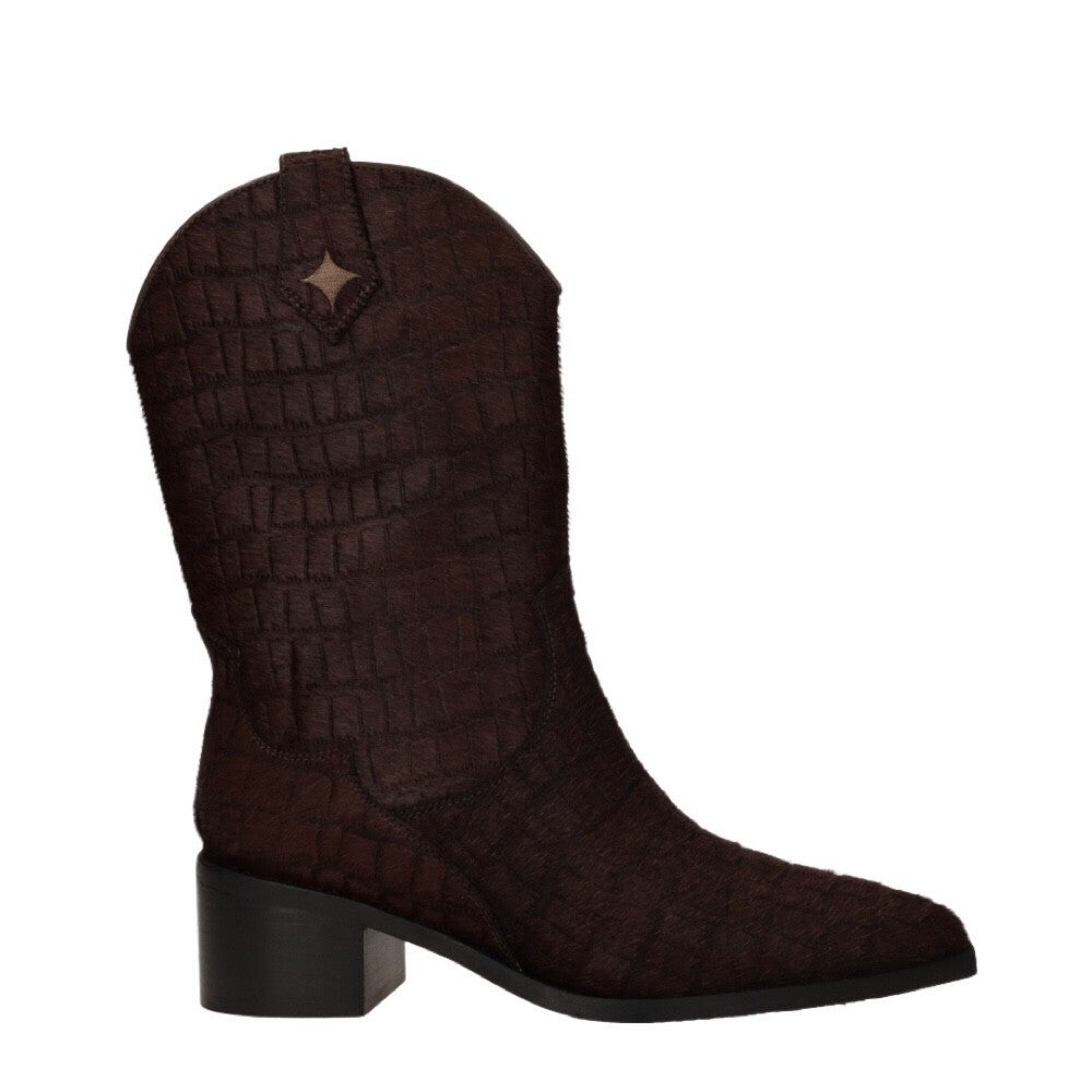 Iqônic Uma 1.05 Pony Brown 17110