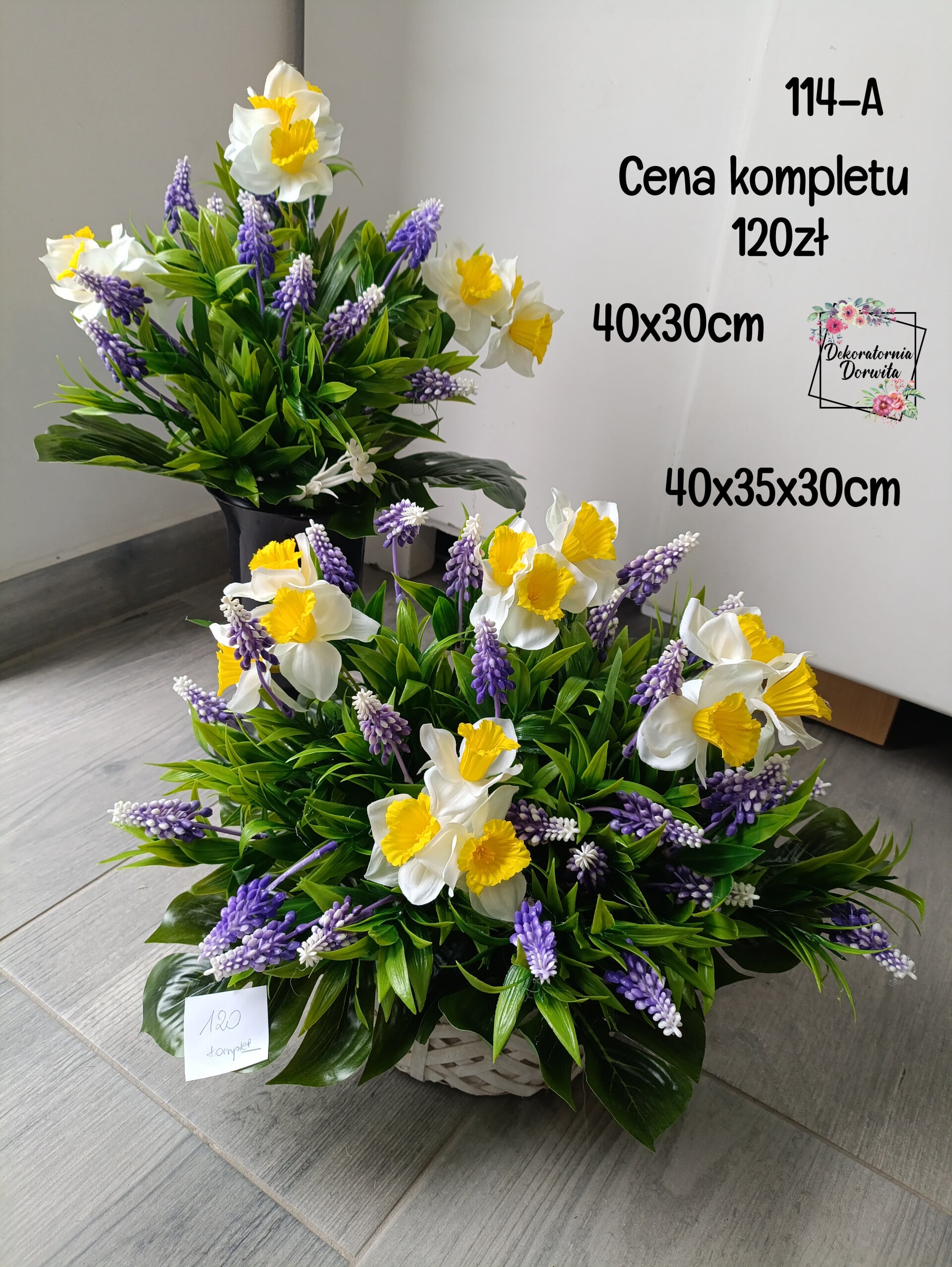 Komplet nagrobny nr 114A szafirki w koszyku ratanowym