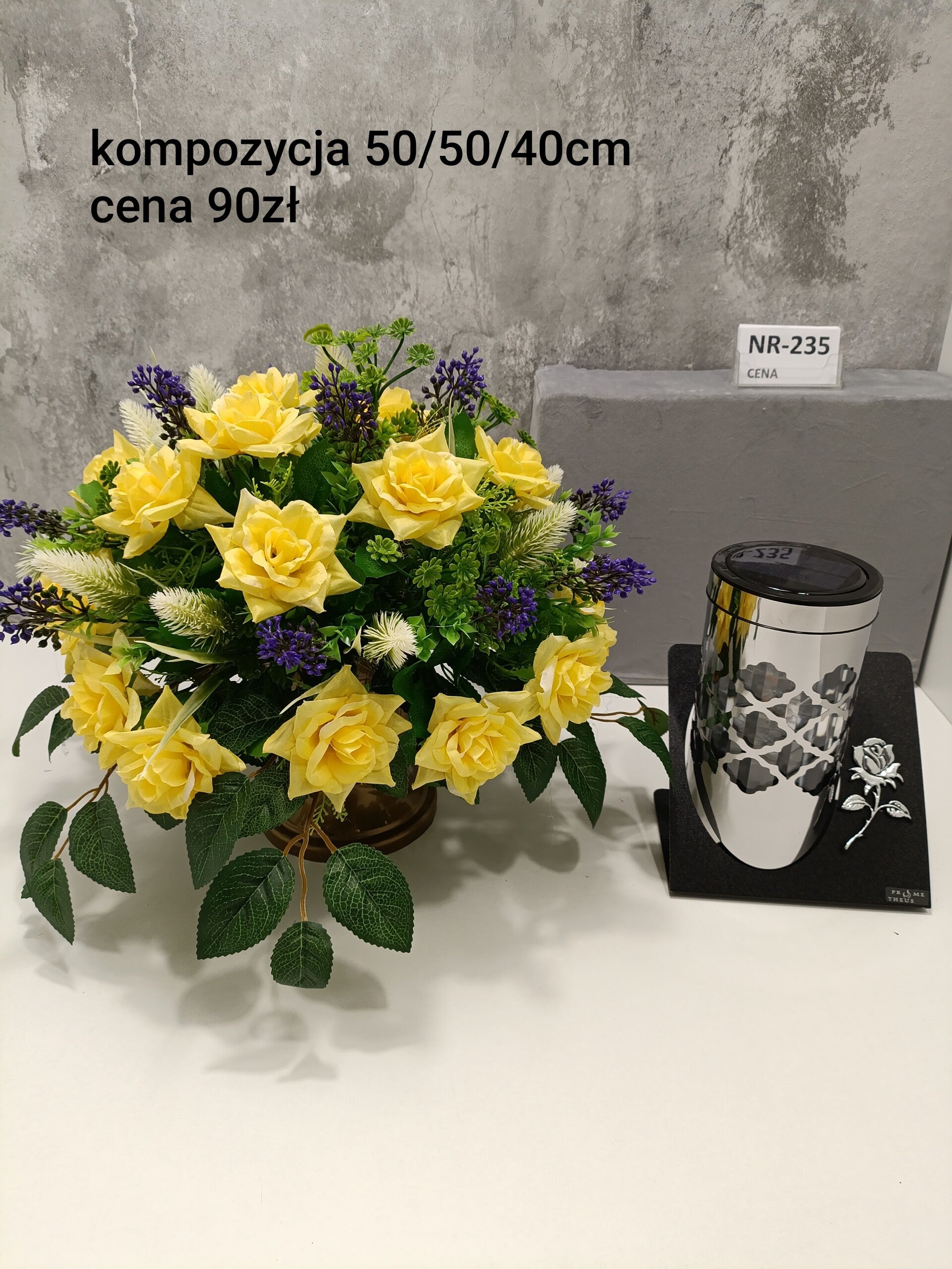 Kompozycja nr 235 stroik róże