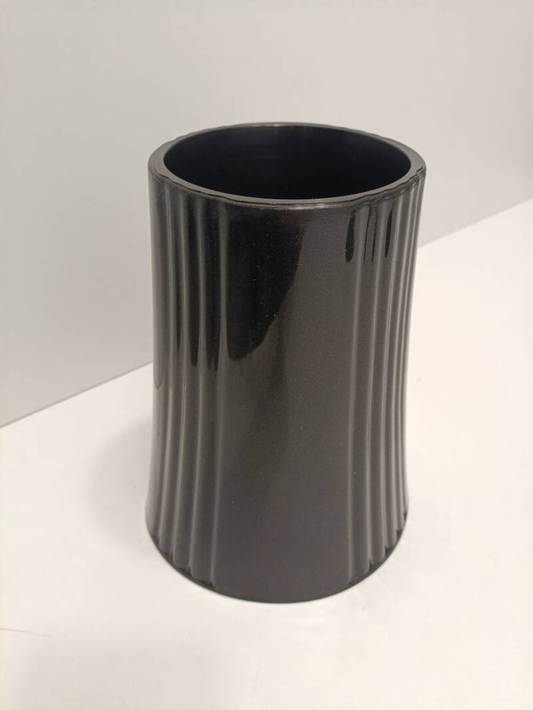 wazon  czarny 20cm