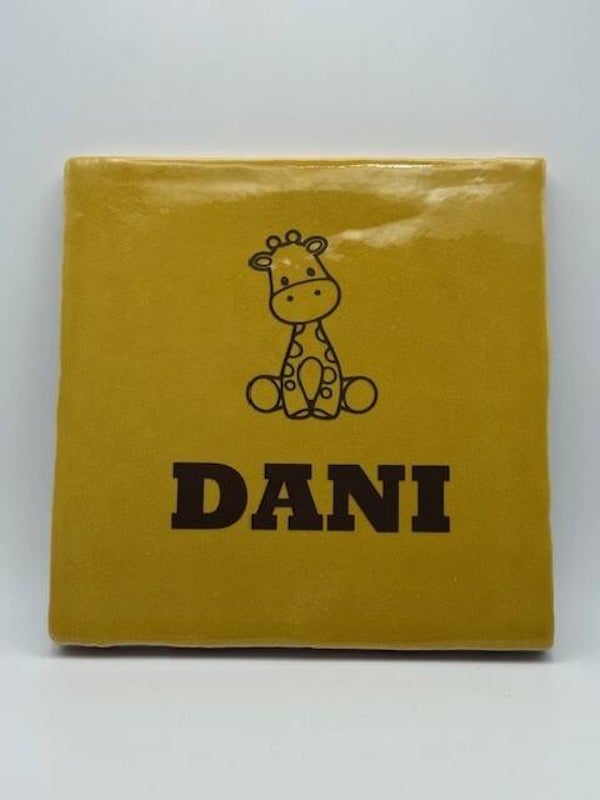 Tegeltje l Giraf en naam