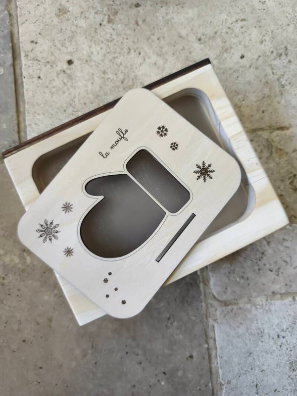 Planche de motricité thème La moufle