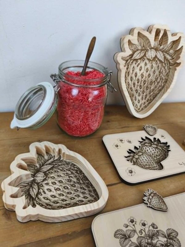 Plateau de motricité thème Fraise