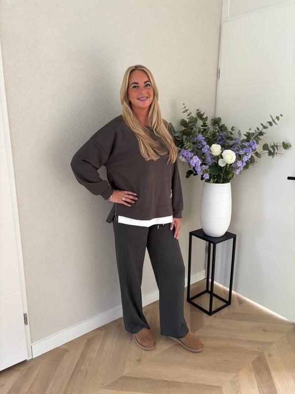 Min Min comfy suit