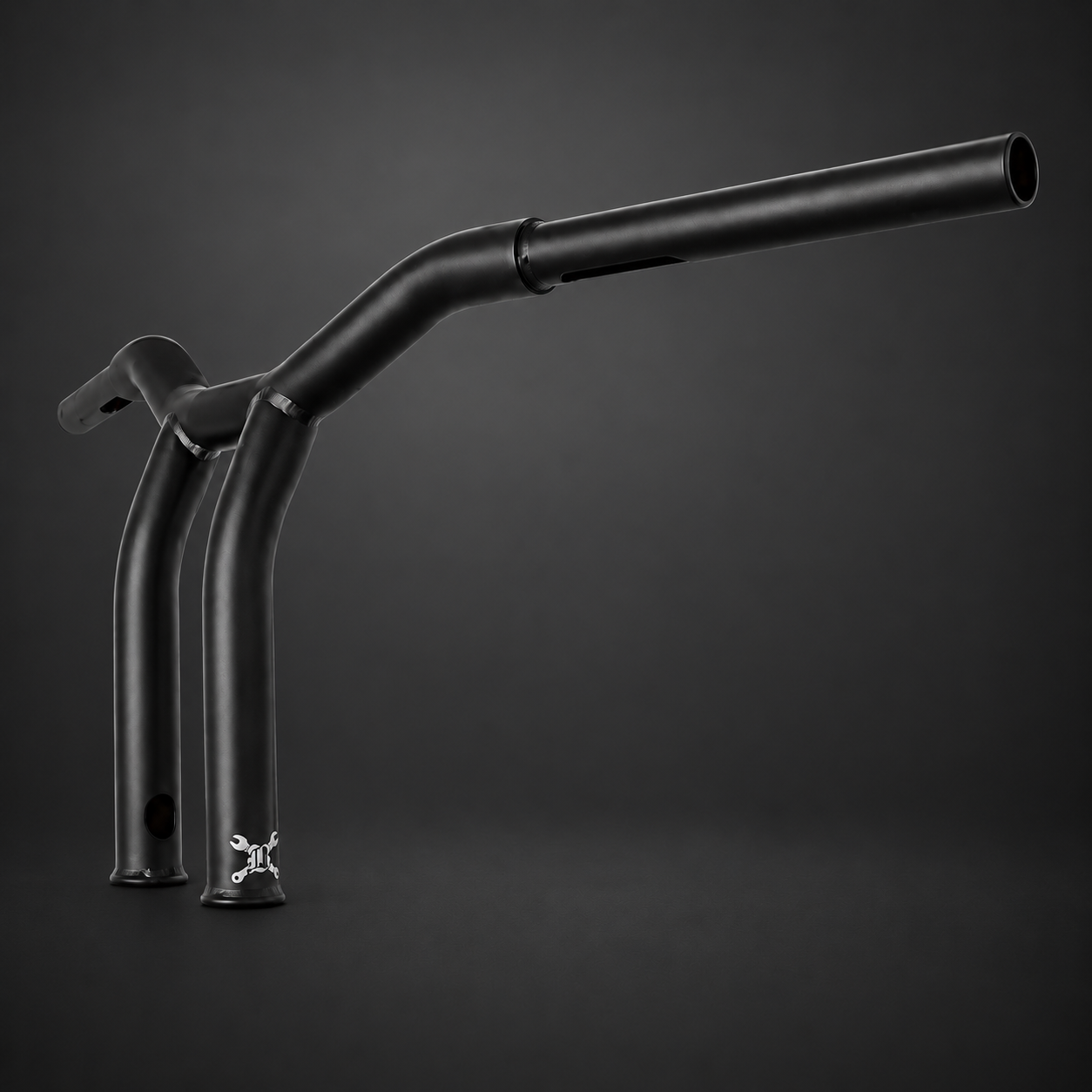 Manubrio Burly Dominator Raked T-Bar 10" Nero Opaco per Harley-Davidson