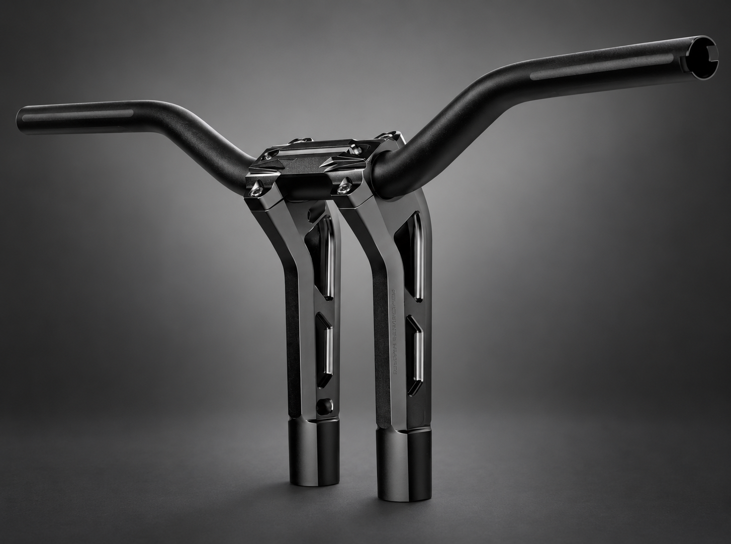 Kit Performance Machine Phatbar e Riser 12" Black Ops per Harley-Davidson