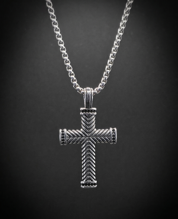 Collana "Faith of the Road" con Pendente Croce in Acciaio Intrecciato