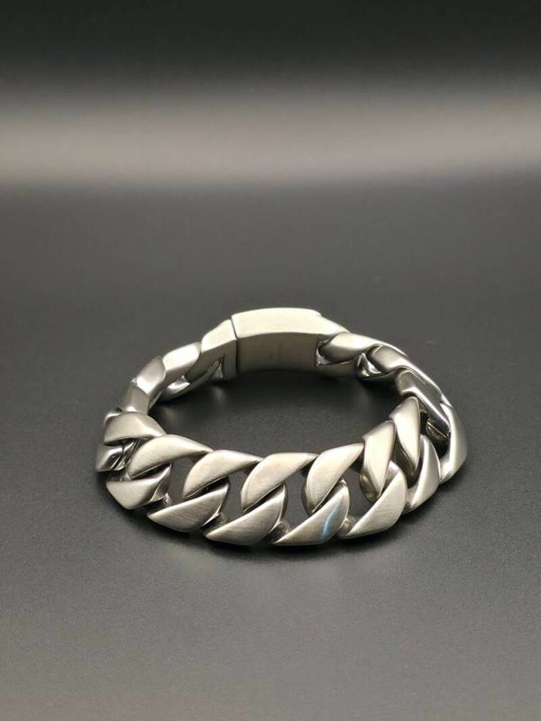 Bracciale Catena Massiccia “Cuban Curb” in Acciaio Inossidabile Chirurgico 316L con Chiusura a Scatola