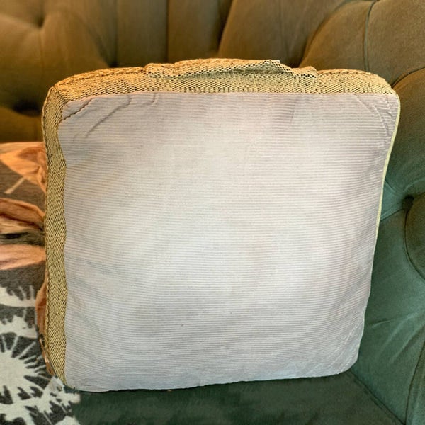 Ribcord  kussen  Merk Goround met lus