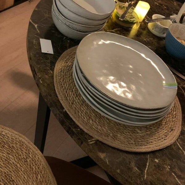 Naturale gebakken borden