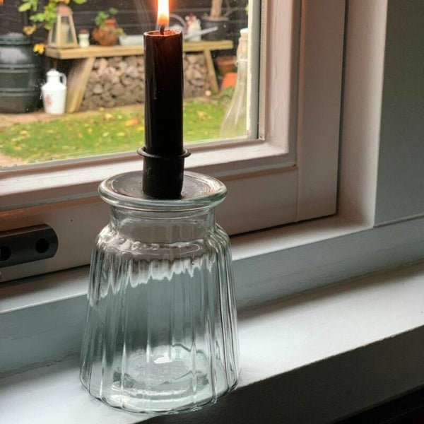 Ribbelvaasje met een los opzetstuk voor een kaarsje