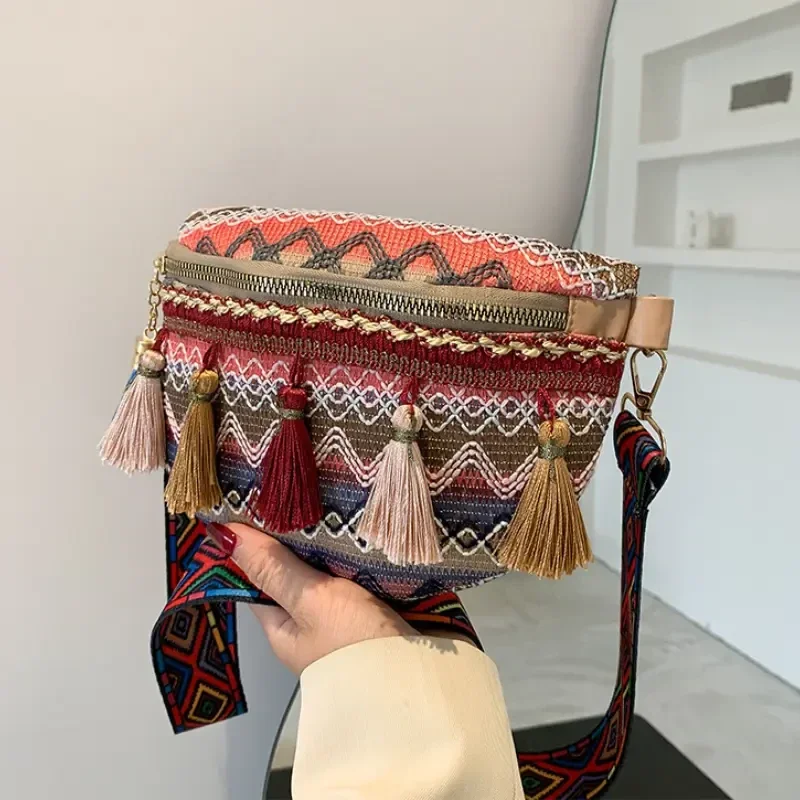 boho buiktasje met kwastjes