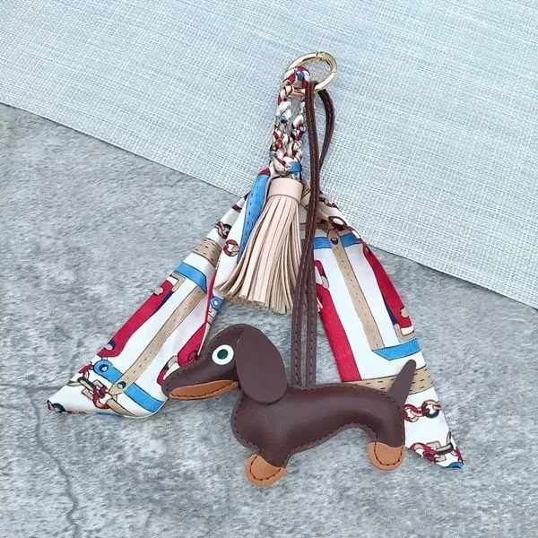 Tassenhanger Teckel hond -bruin